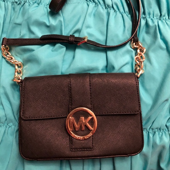 Michael Kors Purse - Picture 2 of 3